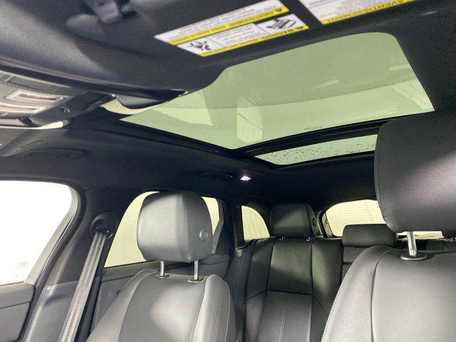 Photo of 2025 Varesine Blue Metallic Land Rover Range Rover Velar