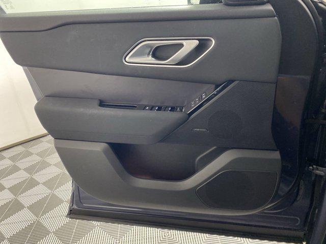 Photo of 2025 Varesine Blue Metallic Land Rover Range Rover Velar