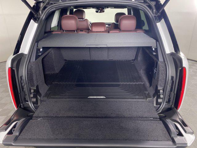 Photo of 2025 Fuji White Land Rover Range Rover