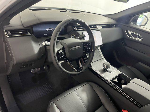 Photo of 2026 Fuji White Land Rover Range Rover Velar