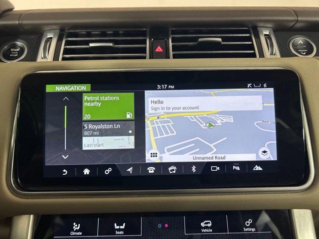 Photo of 2022 Black Land Rover Range Rover