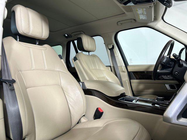 Photo of 2022 Black Land Rover Range Rover