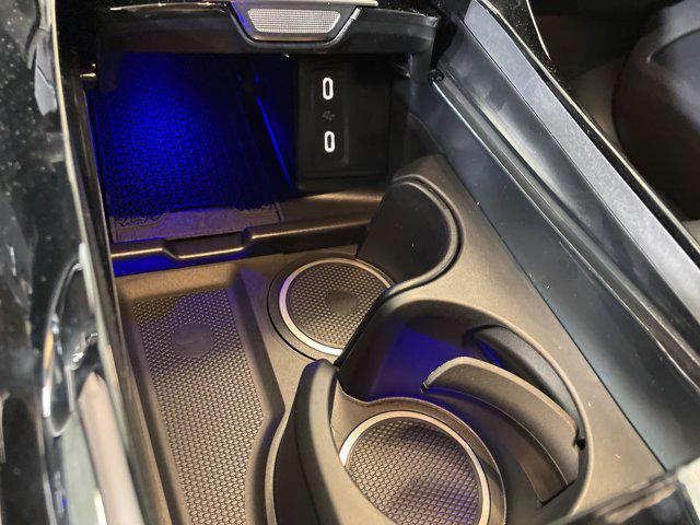 Photo of 2025 Polar White Mercedes-Benz GLC 300