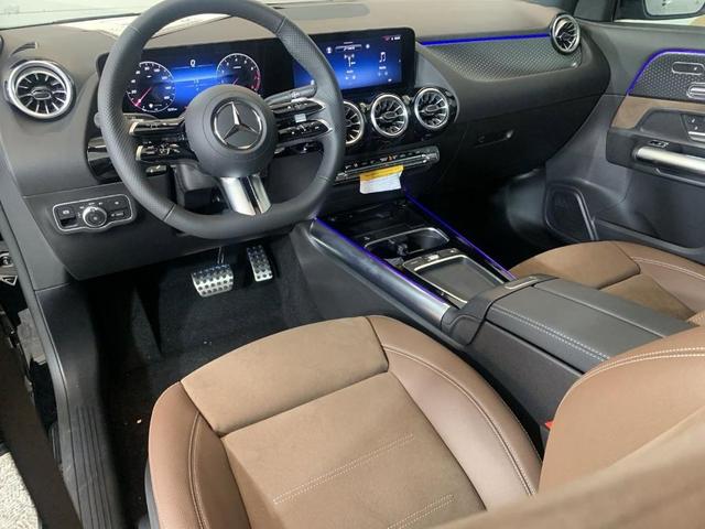 Photo of 2025 Night Black Mercedes-Benz GLA 250