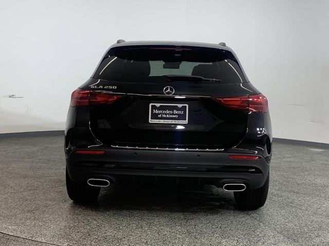 Photo of 2025 Night Black Mercedes-Benz GLA 250