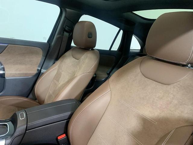 Photo of 2025 Night Black Mercedes-Benz GLA 250