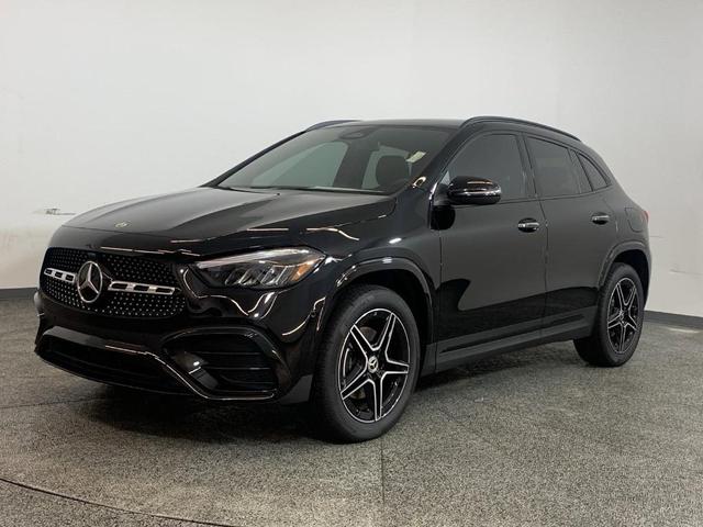 Photo of 2025 Night Black Mercedes-Benz GLA 250