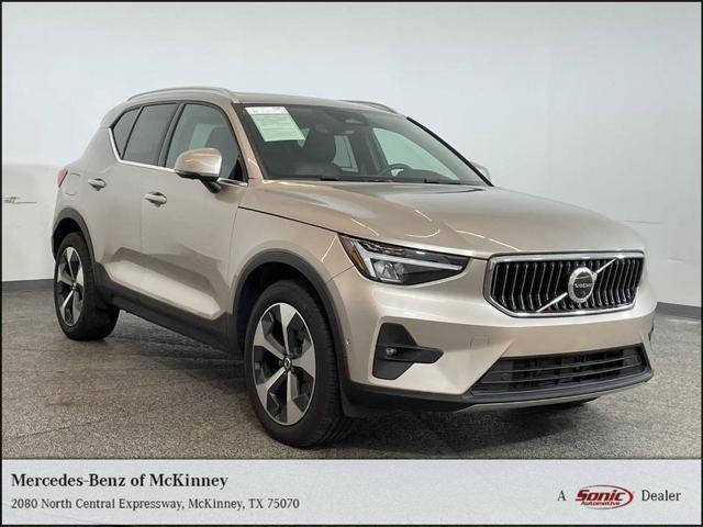 2023 Volvo XC40