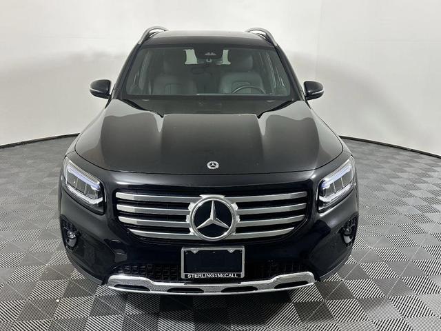 Photo of 2024 Night Black Mercedes-Benz GLB 250