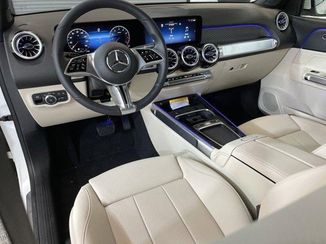 Photo of 2025 White Mercedes-Benz GLB 250