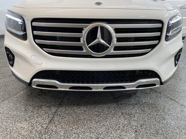 Photo of 2025 White Mercedes-Benz GLB 250