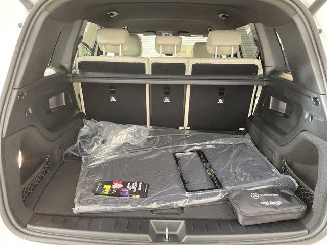Photo of 2025 White Mercedes-Benz GLB 250
