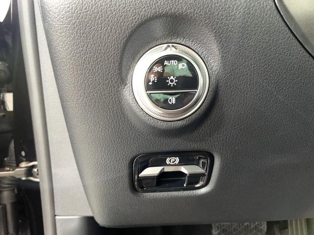 Photo of 2024 Black Mercedes-Benz C-Class