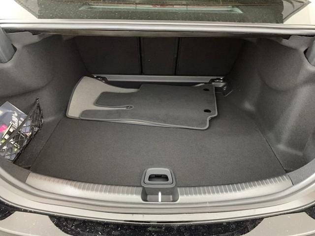 Photo of 2024 Black Mercedes-Benz C-Class