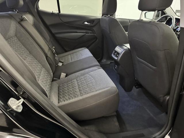 Photo of 2022 Mosaic Black Metallic Chevrolet Equinox