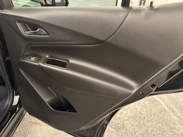 Photo of 2022 Mosaic Black Metallic Chevrolet Equinox