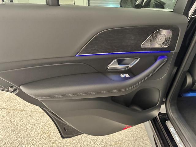 Photo of 2025 Black Mercedes-Benz GLE 350