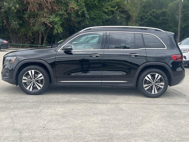 Photo of 2024 Night Black Mercedes-Benz GLB 250