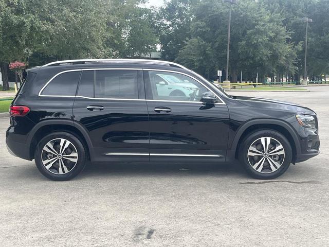 Photo of 2024 Night Black Mercedes-Benz GLB 250