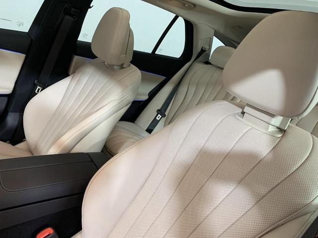 Photo of 2025 Polar White Mercedes-Benz E-Class