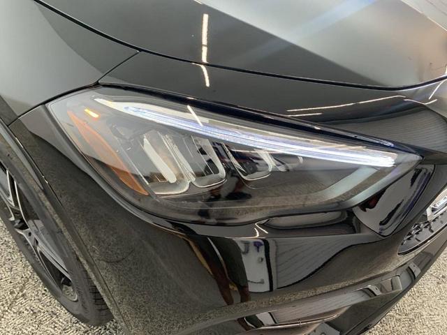 Photo of 2025 Night Black Mercedes-Benz GLA 250