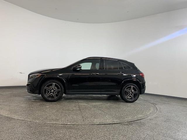 Photo of 2025 Night Black Mercedes-Benz GLA 250
