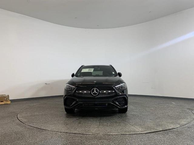 Photo of 2025 Night Black Mercedes-Benz GLA 250