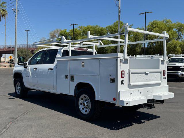Photo of 2025 Summit White Chevrolet Silverado 3500