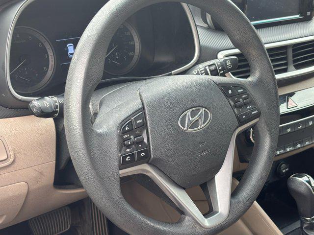 Photo of 2021 Winter White Hyundai TUCSON