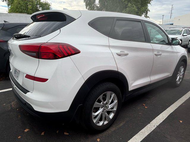 Photo of 2021 Winter White Hyundai TUCSON