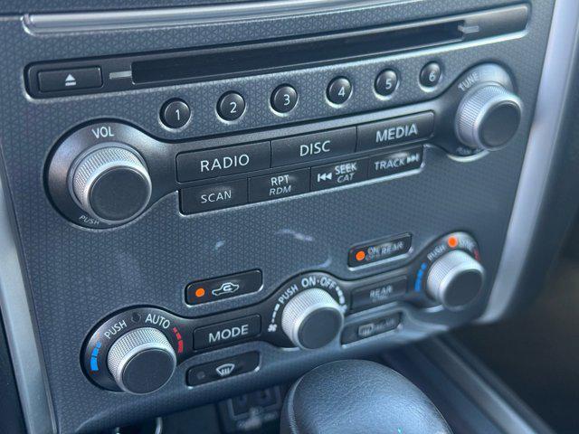 Photo of 2020 Midnight Pine Metallic Nissan Pathfinder