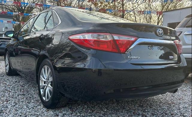 Photo of 2017 Black Toyota Camry Hybrid