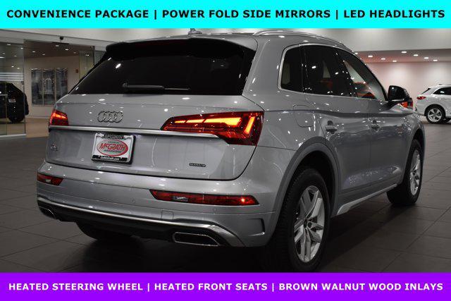 Photo of 2022 Florett Silver Metallic Audi Q5