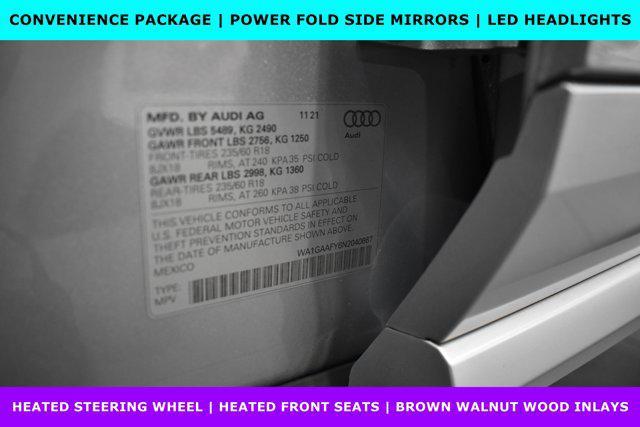 Photo of 2022 Florett Silver Metallic Audi Q5