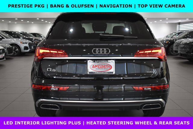 Photo of 2023 Mythos Black Metallic Audi Q5