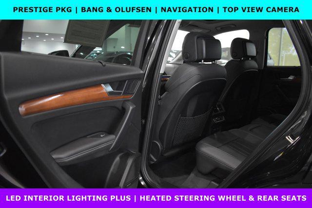 Photo of 2023 Mythos Black Metallic Audi Q5