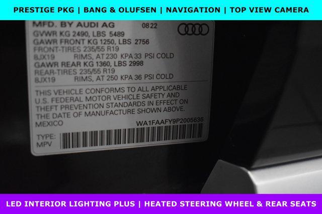 Photo of 2023 Mythos Black Metallic Audi Q5