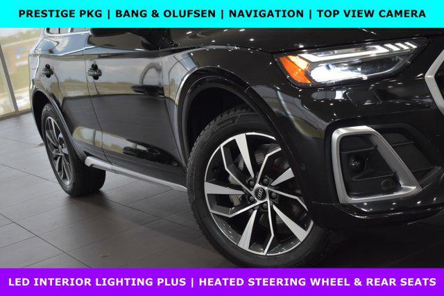 Photo of 2023 Mythos Black Metallic Audi Q5