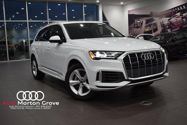 Photo of 2022 Glacier White Metallic Audi Q7
