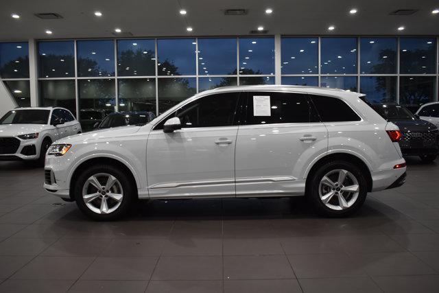 Photo of 2022 Glacier White Metallic Audi Q7