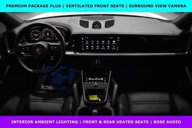 Photo of 2024 Carrara White Metallic Porsche Cayenne