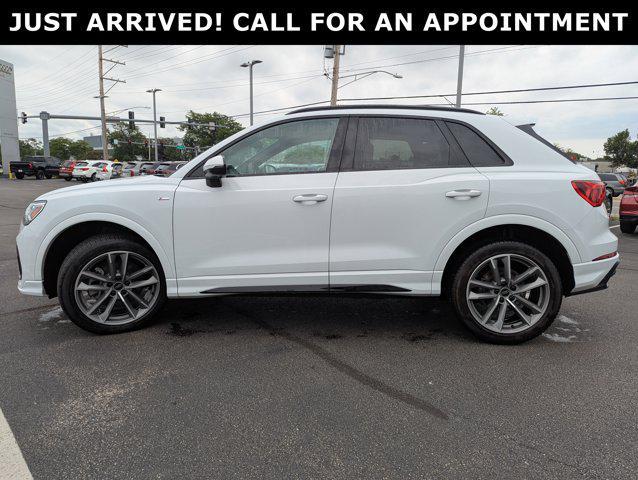 Photo of 2024 Glacier White Metallic Audi Q3