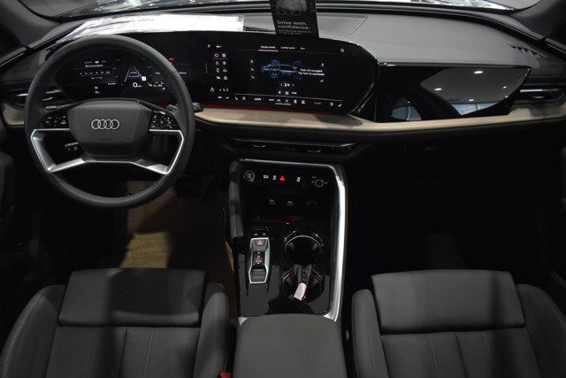 Photo of 2025 Mythos Black metallic Audi Q5