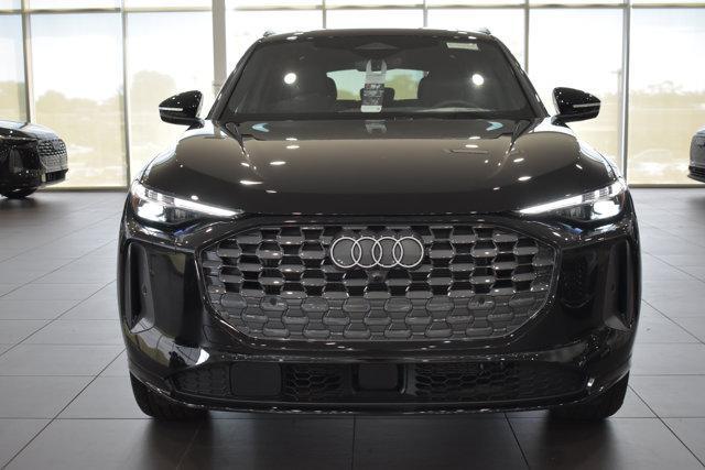 Photo of 2025 Mythos Black metallic Audi Q5