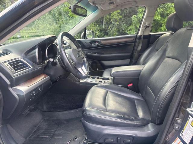 Photo of 2015 Crystal Black Silica Subaru Outback