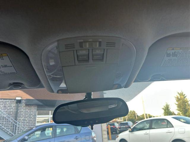 Photo of 2009 Blue Pontiac Vibe