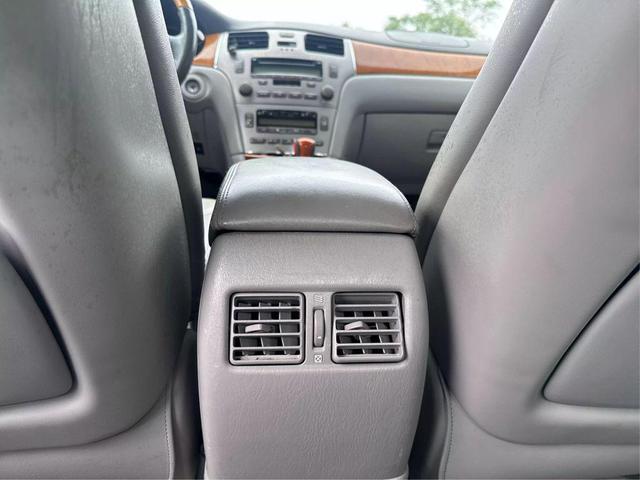 Photo of 2006 Gray Lexus ES 330