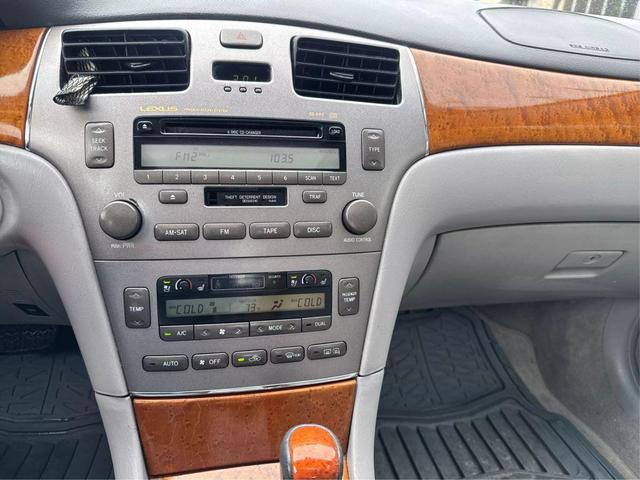 Photo of 2006 Gray Lexus ES 330