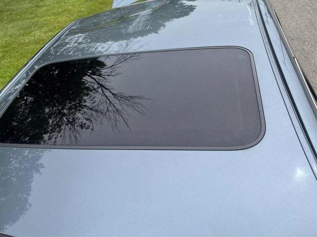 Photo of 2006 Gray Lexus ES 330