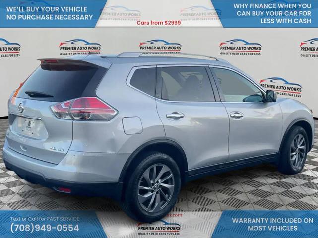 Photo of 2016 Brilliant Silver Nissan Rogue
